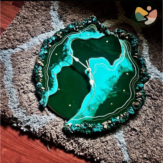 Serenity Stones: The resin geode wall clock