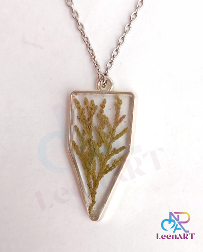 Thuja Green Paradise Pendent