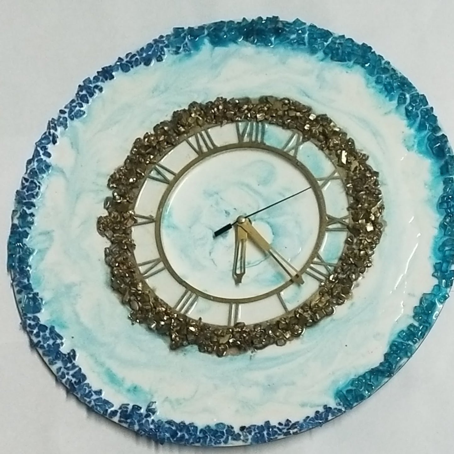 Crystal clock