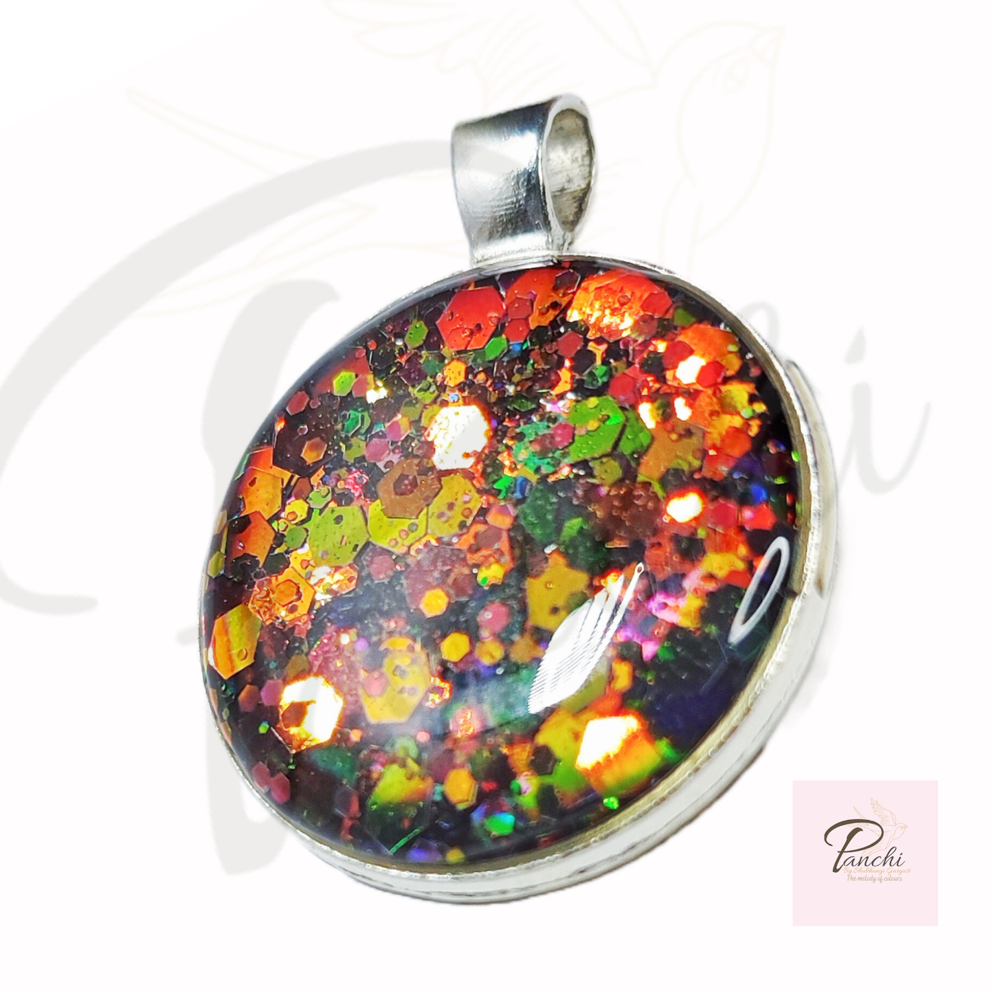 Multicolour resin pendent