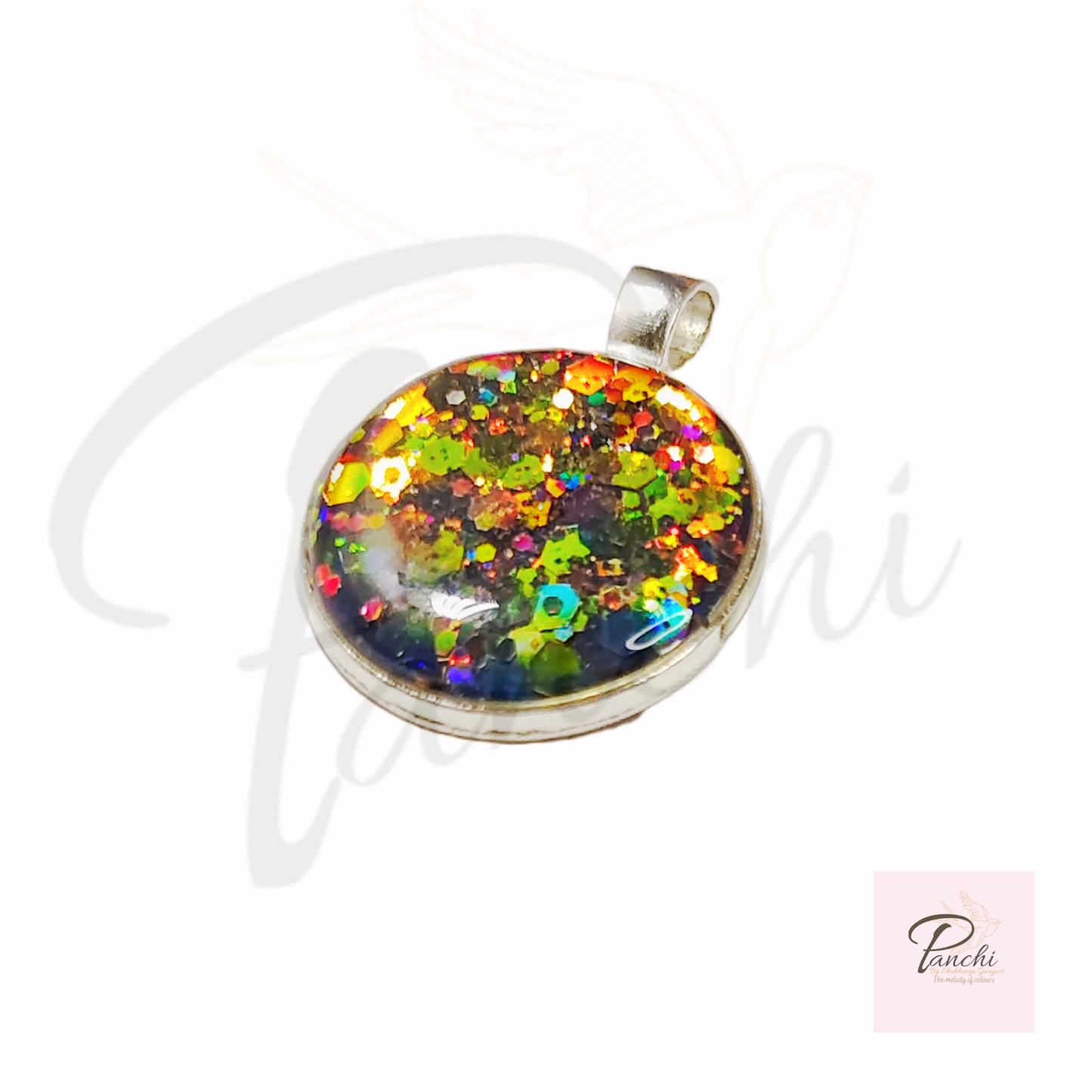 Multicolour resin pendent