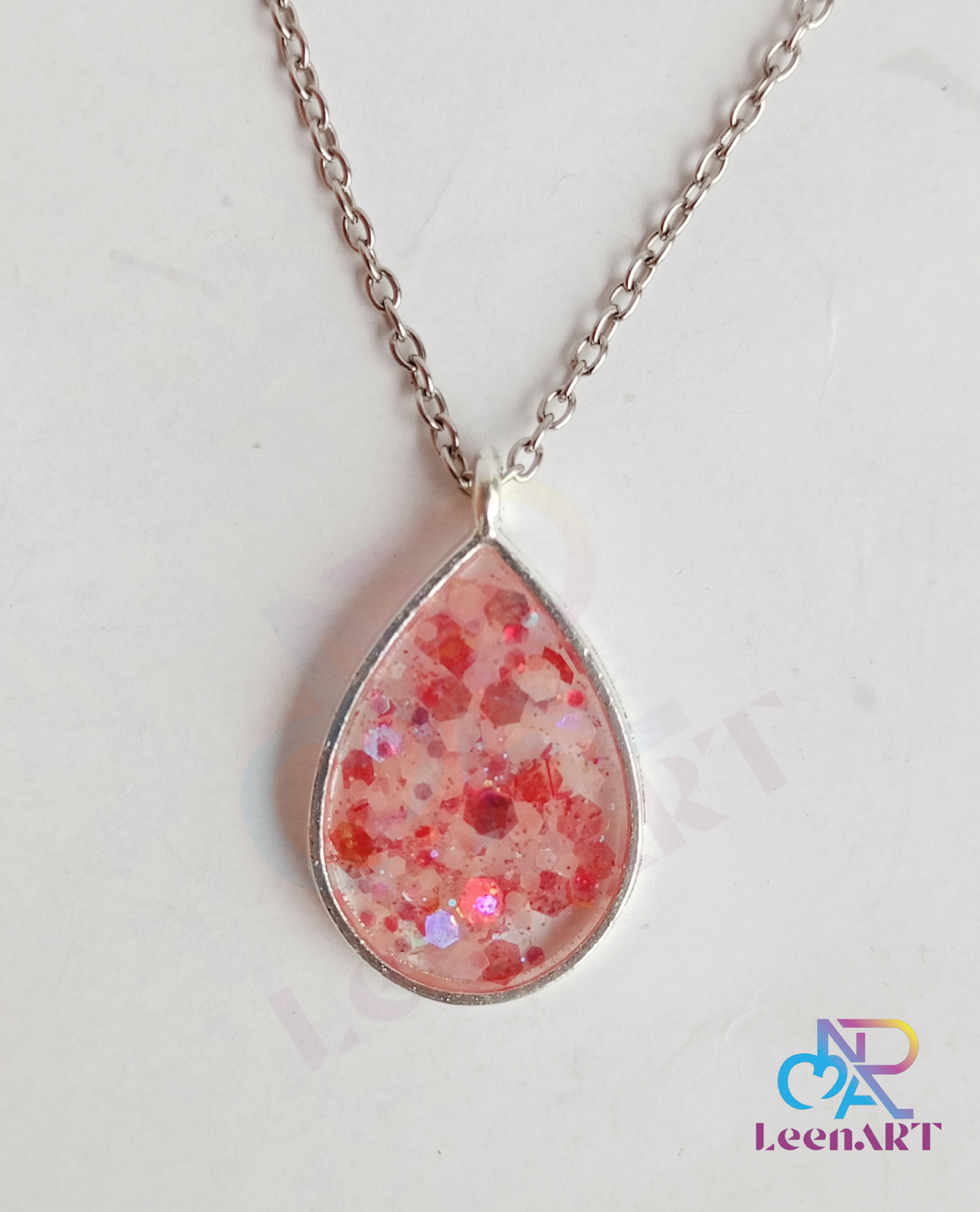 Glossy Pink Droplet Nacklace