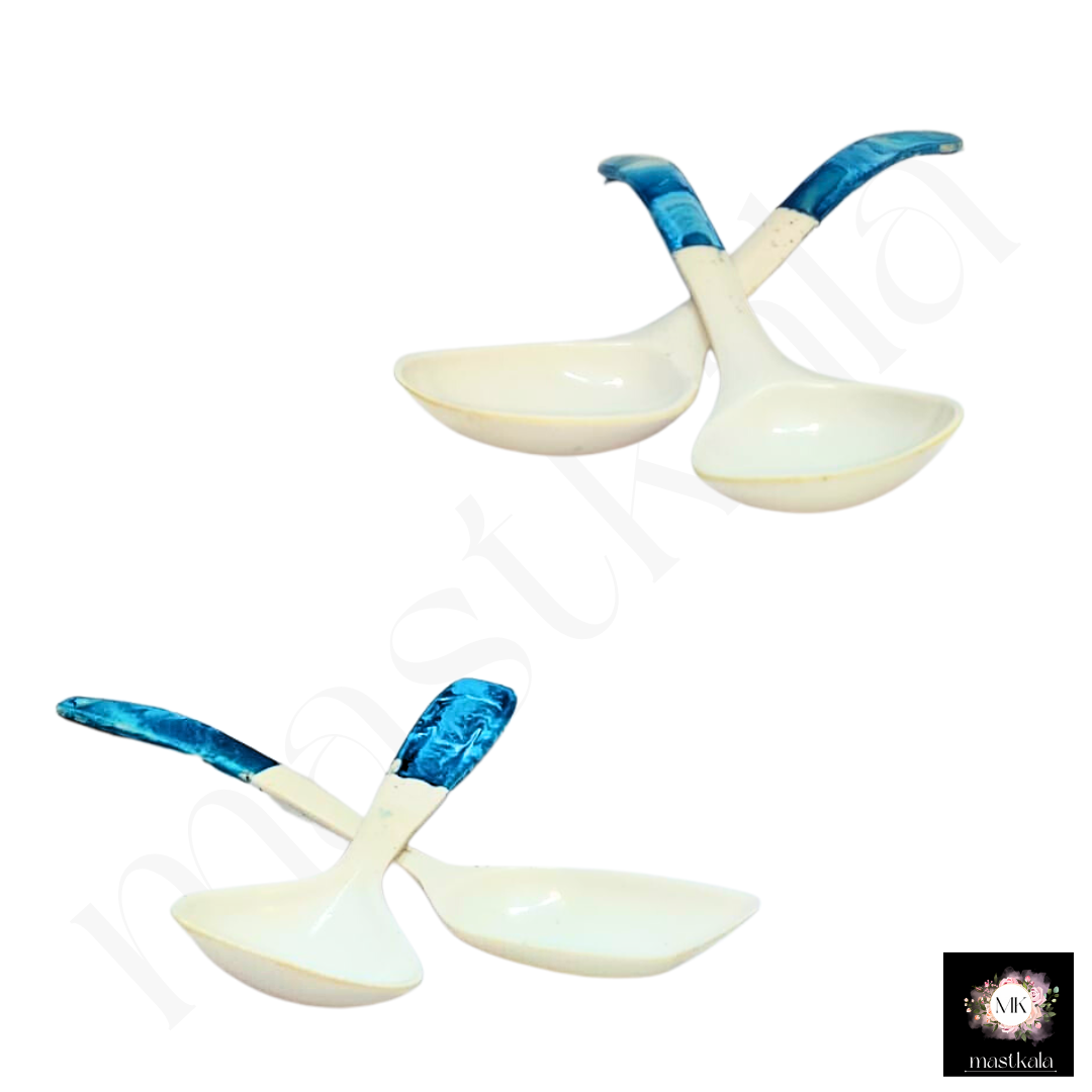 Ladle lily ( set of 4)